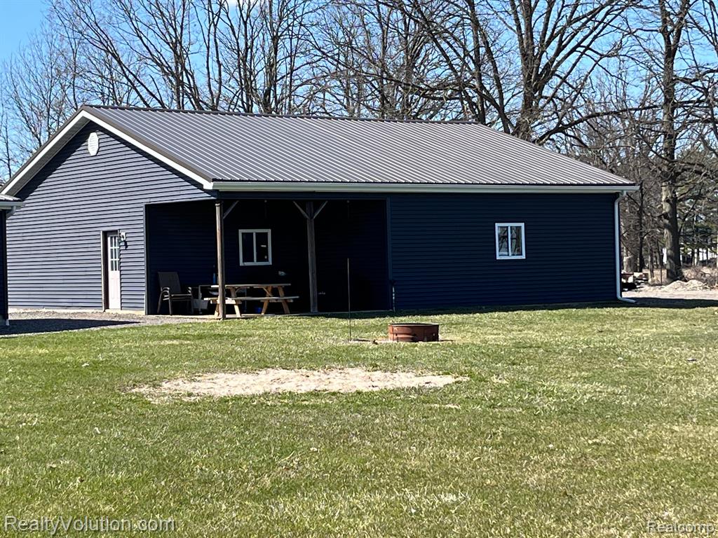 1736 WHEELING Road, Imlay City, MI 48444 — Photo 39