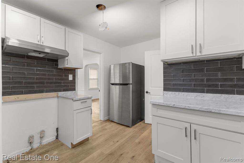13113 CAMDEN Street, Detroit, MI 48213 — Photo 15