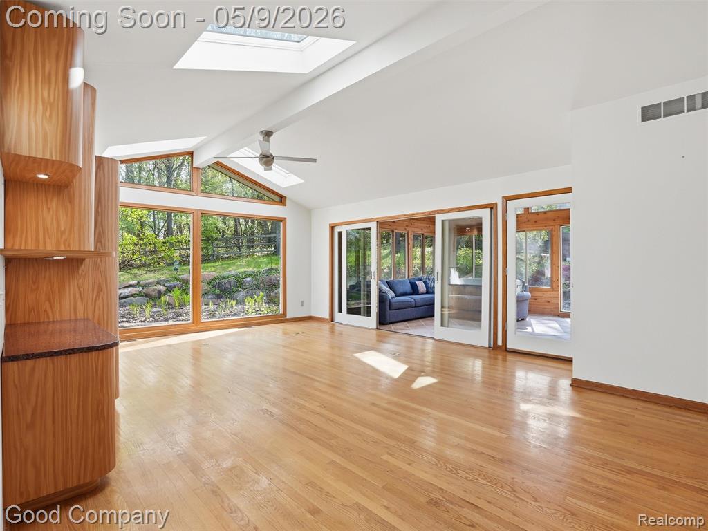6733 Bloomfield Lane, West Bloomfield, MI — Photo 17