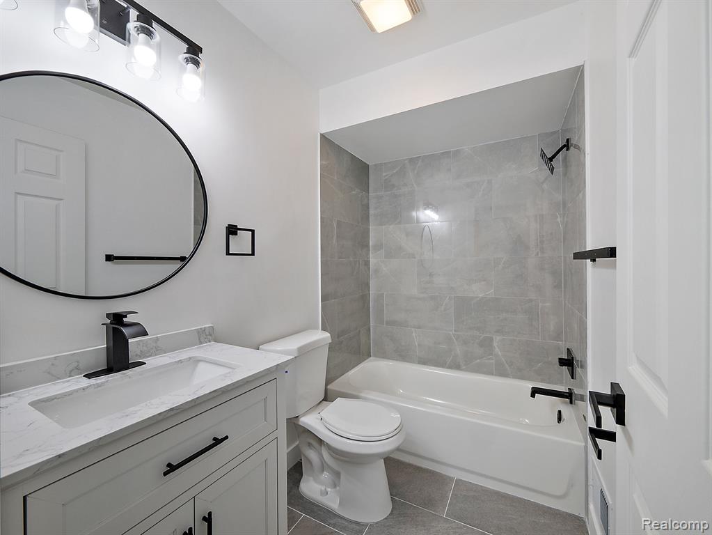 25167 GREENBROOKE Drive, Southfield, MI 48033 — Photo 14