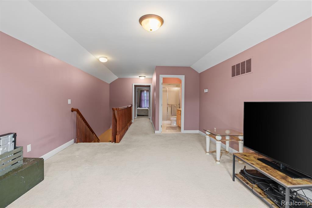 49829 JACKSON Lane, Canton, MI 48188 — Photo 31