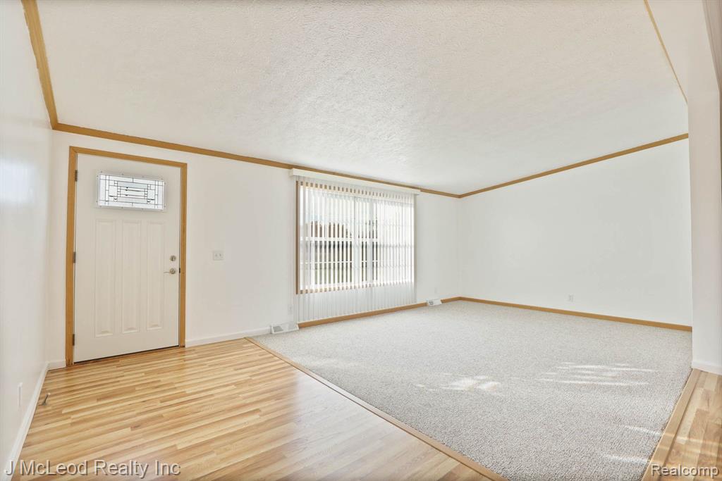 7515 CENTER Road, Millington, MI 48746 — Photo 9