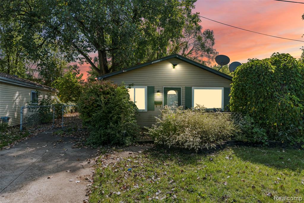 7052 Victory Avenue, Warren, MI 48091 — Photo 3