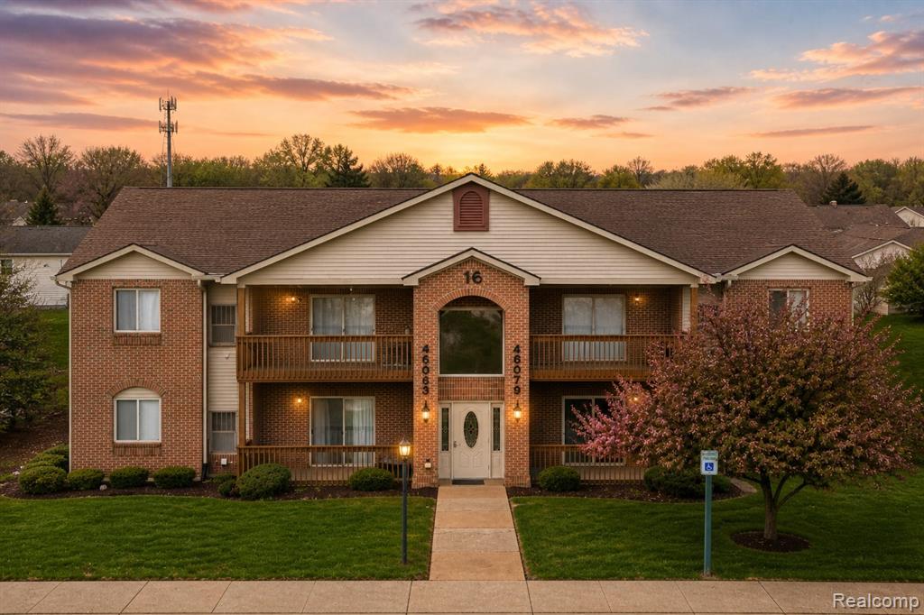 46075 Tallgrass Court, Van Buren, MI 48111