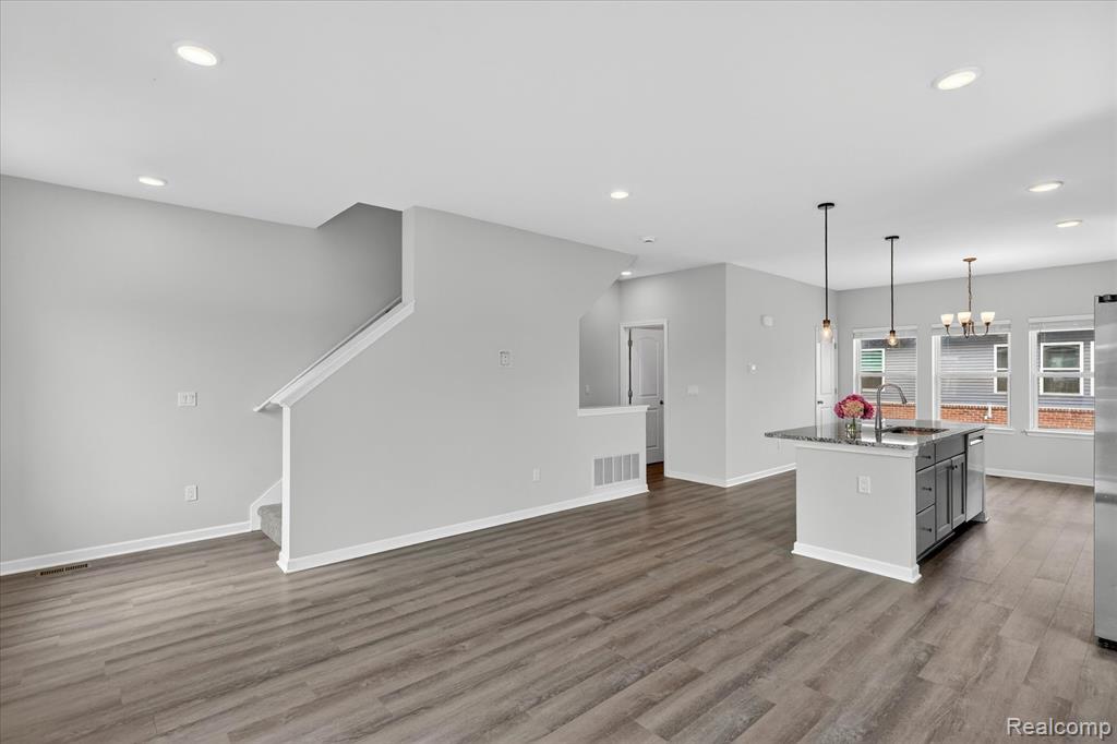 4876 E Ludlow Lane, Troy, MI 48085 — Photo 20
