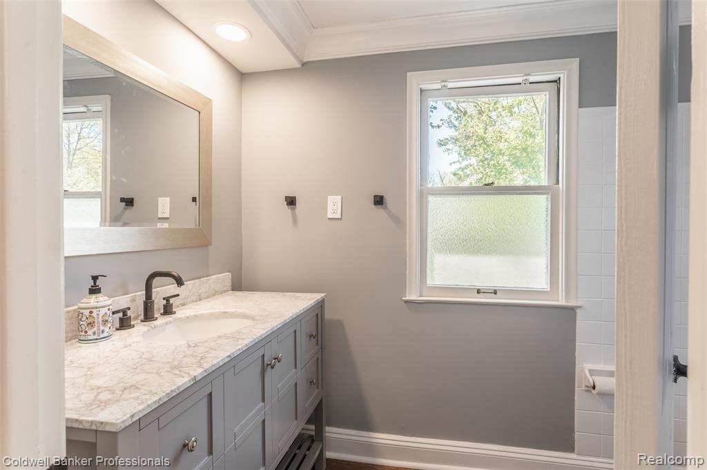 906 Putney Street, Birmingham, MI 48009 — Photo 28