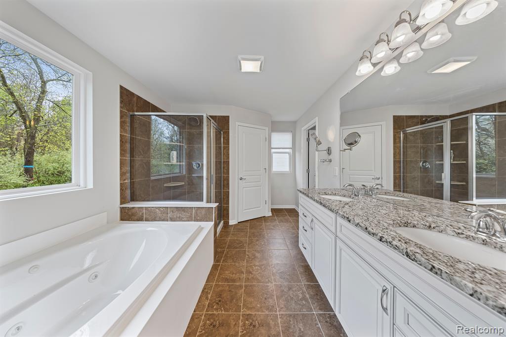 4732 TANGLEWOOD Lane, Lake Orion, MI — Photo 23