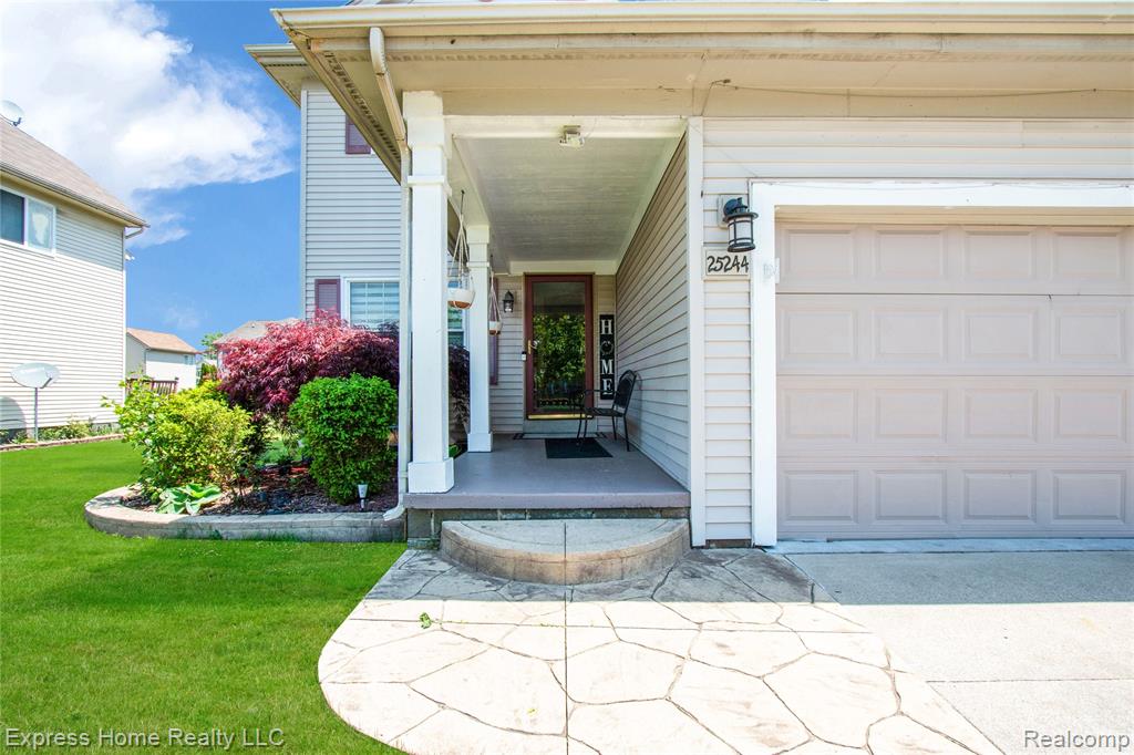25244 INDEPENDENCE Trail, Warren, MI 48089 — Photo 4
