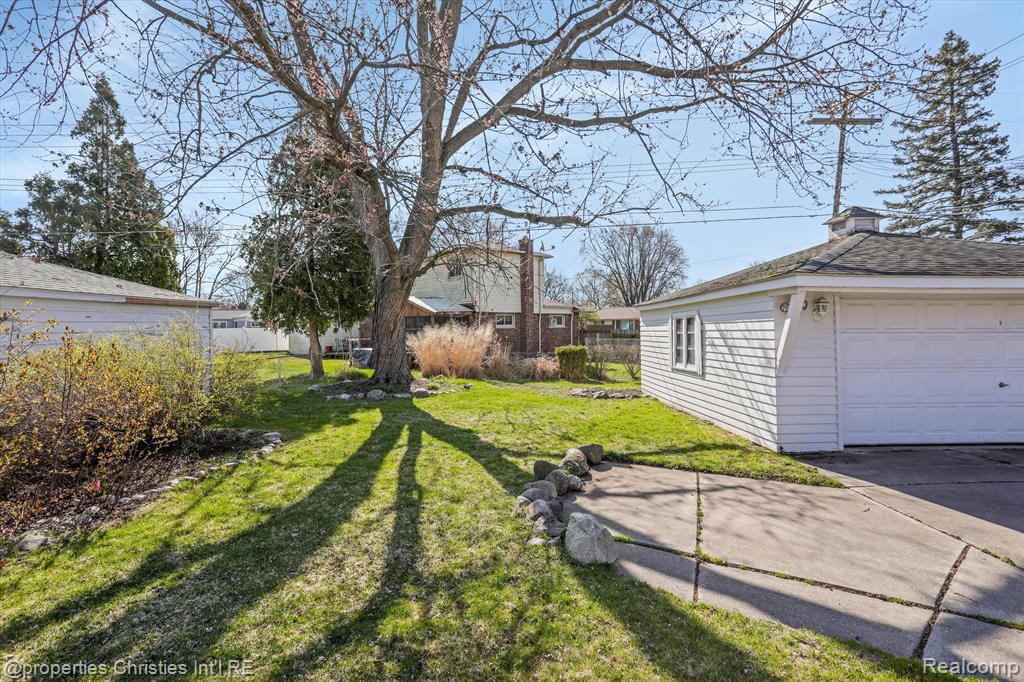 9030 TEXAS Street, Livonia, MI 48150 — Photo 20