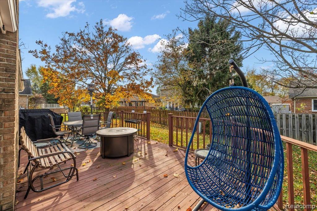 40217 LANGTON Drive, Sterling Heights, MI 48310 — Photo 43