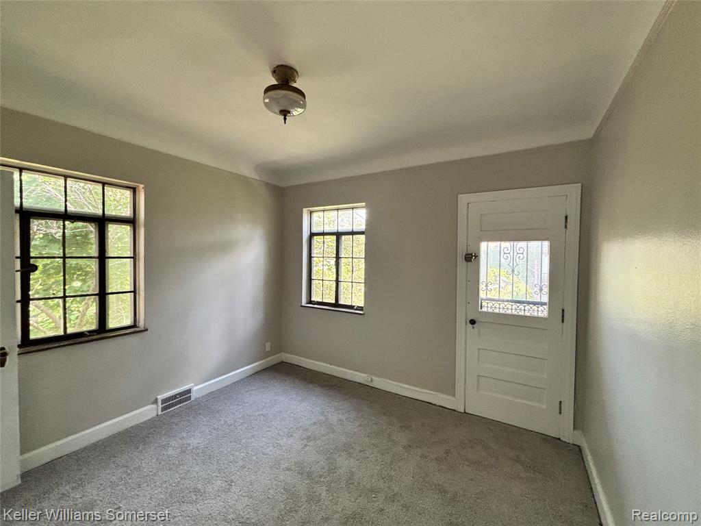 2943 Leslie Street, Detroit, MI 48238 — Photo 16