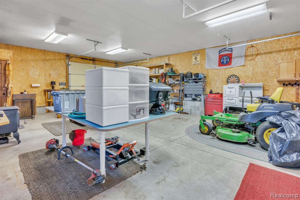 11056 N Irish Road, Otisville, MI 48463 — Photo 47