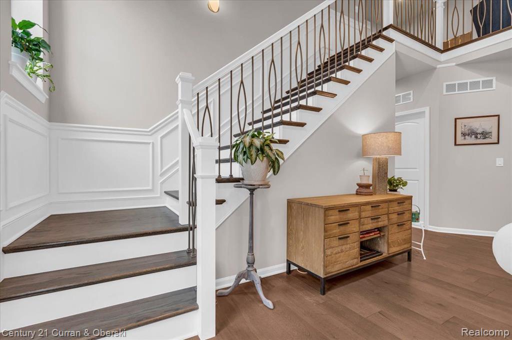 48442 EASTBRIDGE Drive, Canton, MI 48188 — Photo 18