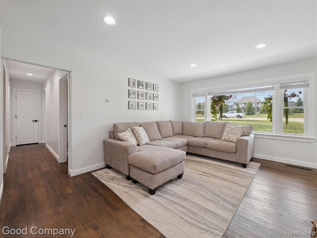 60942 Campground Road, Washington, MI — Photo 9