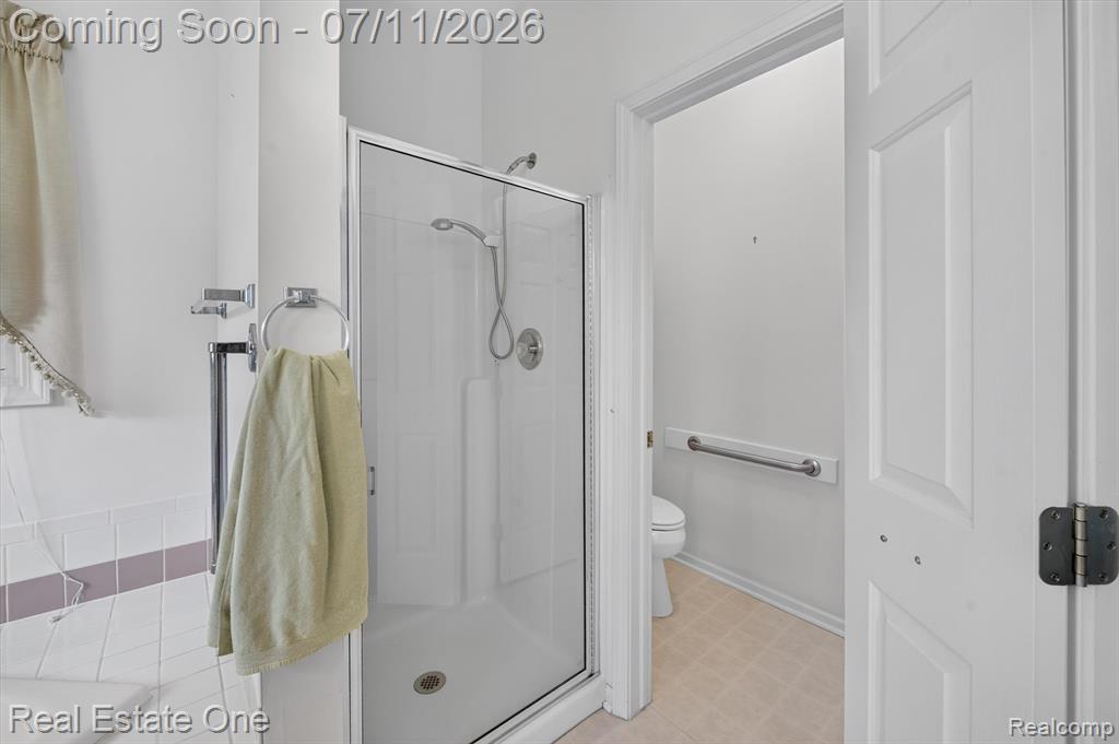 5128 Queensway, Howell, MI 48843 — Photo 28