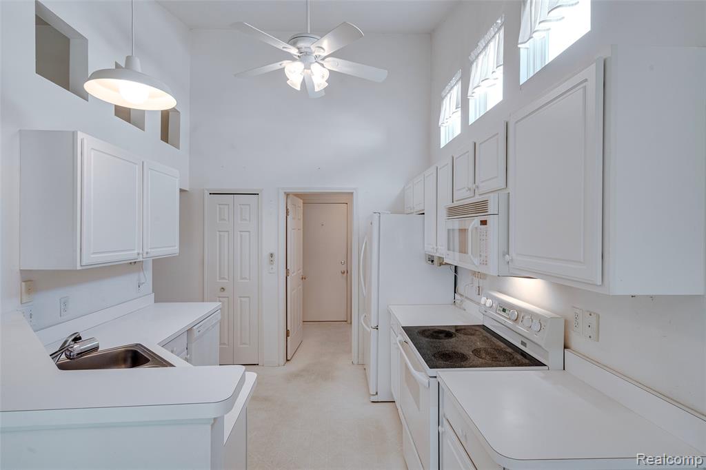 37306 Amhurst Drive, Westland, MI — Photo 15
