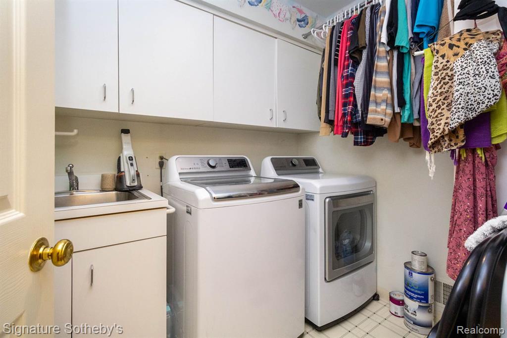 424 Oak Run Court, 11, Royal Oak, MI 48073 — Photo 29