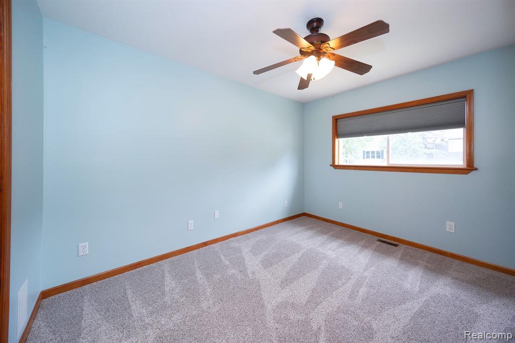 2540 SOUTHLAWN Street, Ypsilanti, MI 48197 — Photo 64