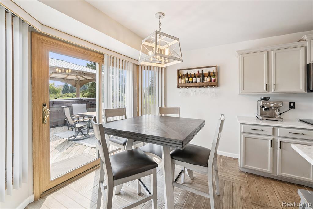 493 Cloverview Lane, Howell, MI 48843 — Photo 17