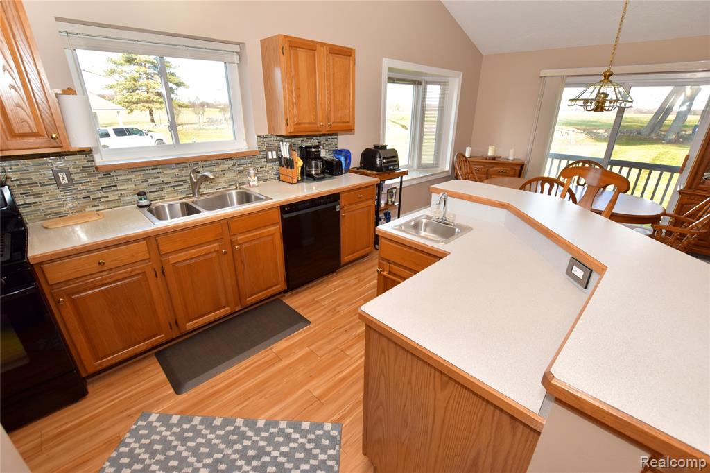 2595 Clinton Hills Road, Ortonville, MI 48462 — Photo 5
