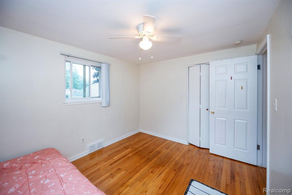 3979 ACADEMY Street, Dearborn Heights, MI 48125 — Photo 18