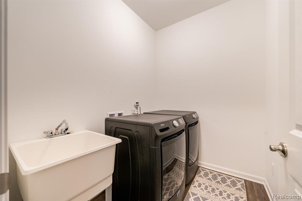 24737 Arbor Court, Macomb, MI 48042 — Photo 19
