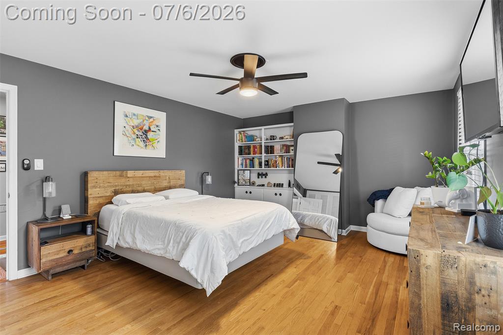 906 E Kearsley Street, Flint, MI 48503 — Photo 24