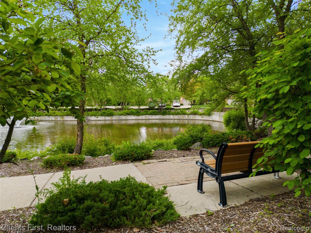 41495 COPPER CREEK Drive, Canton, MI 48187 — Photo 36