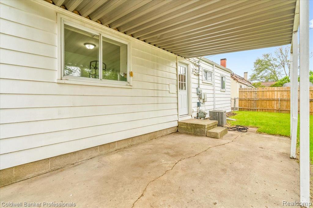 1210 Red Leaf Lane, Ypsilanti, MI 48198 — Photo 17