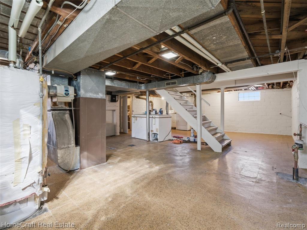 9921 CRANSTON Street, Livonia, MI 48150 — Photo 31