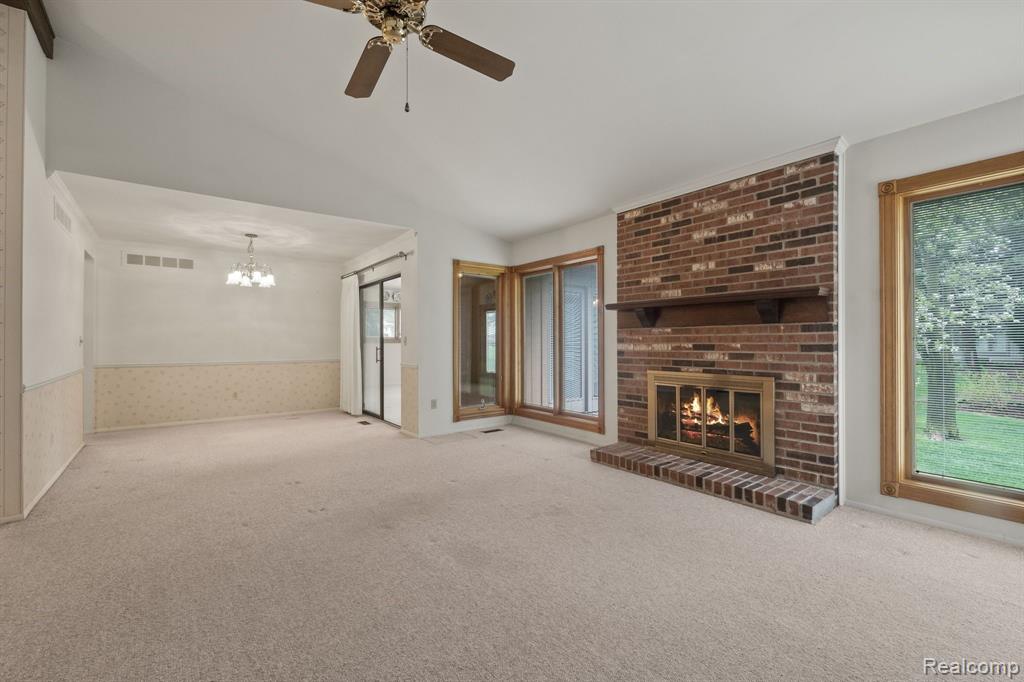 6435 DENTON Drive, Troy, MI 48098 — Photo 8