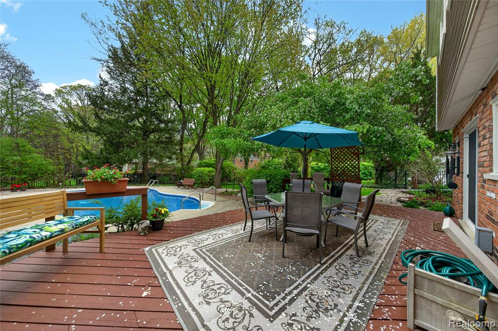 3560 Beach Road, Troy, MI 48084 — Photo 4