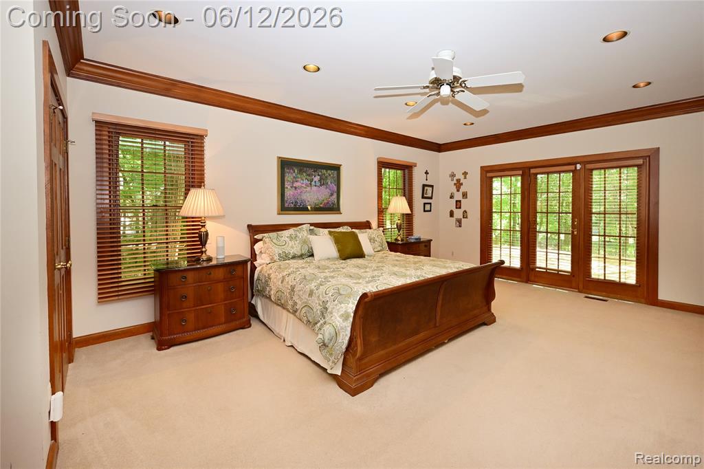 5684 Sussex Court, Troy, MI 48098 — Photo 22