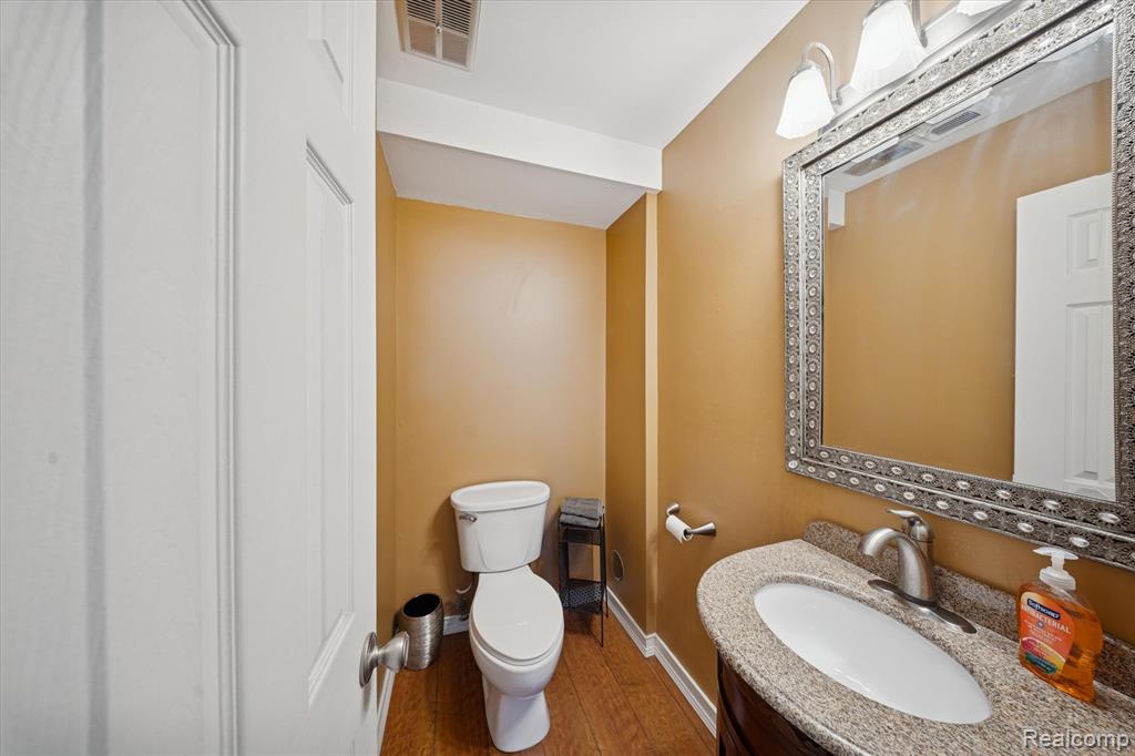 496 Langley Boulevard, Clawson, MI — Photo 26