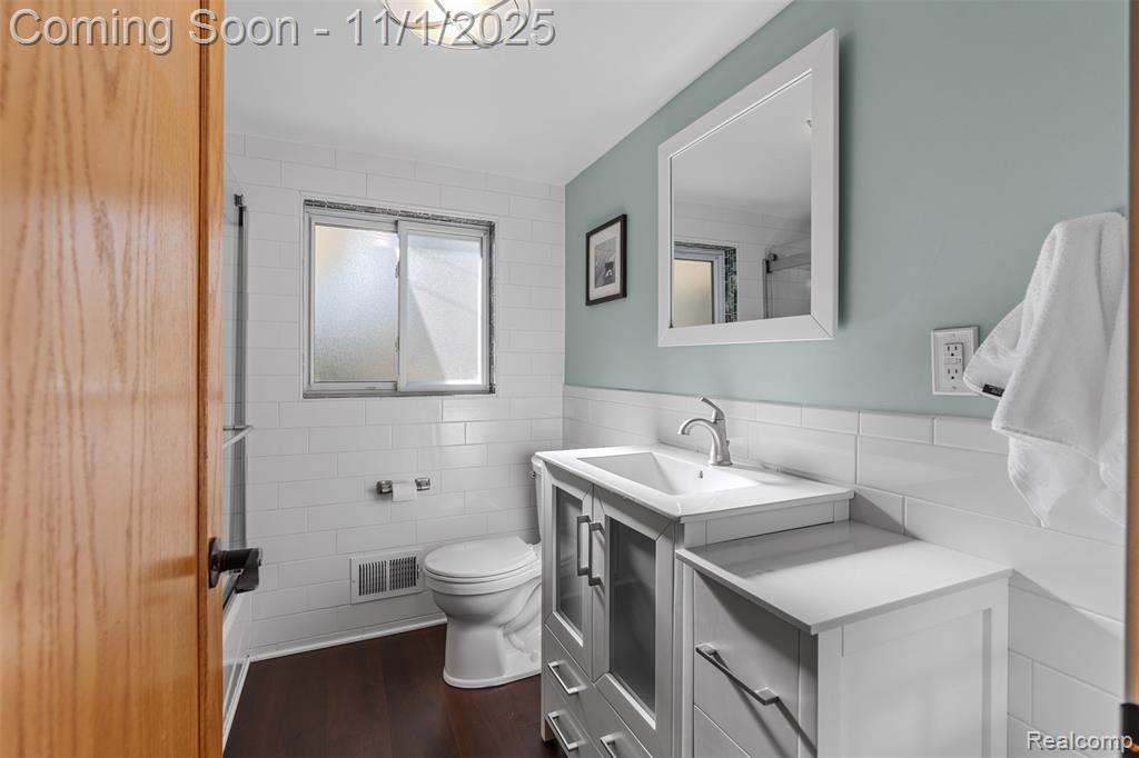 53495 Hillside Drive, Shelby Twp, MI 48316 — Photo 13