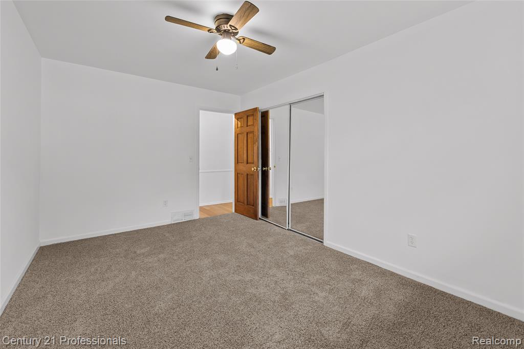 38106 Rockhill Street, Clinton Twp, MI 48036 — Photo 22