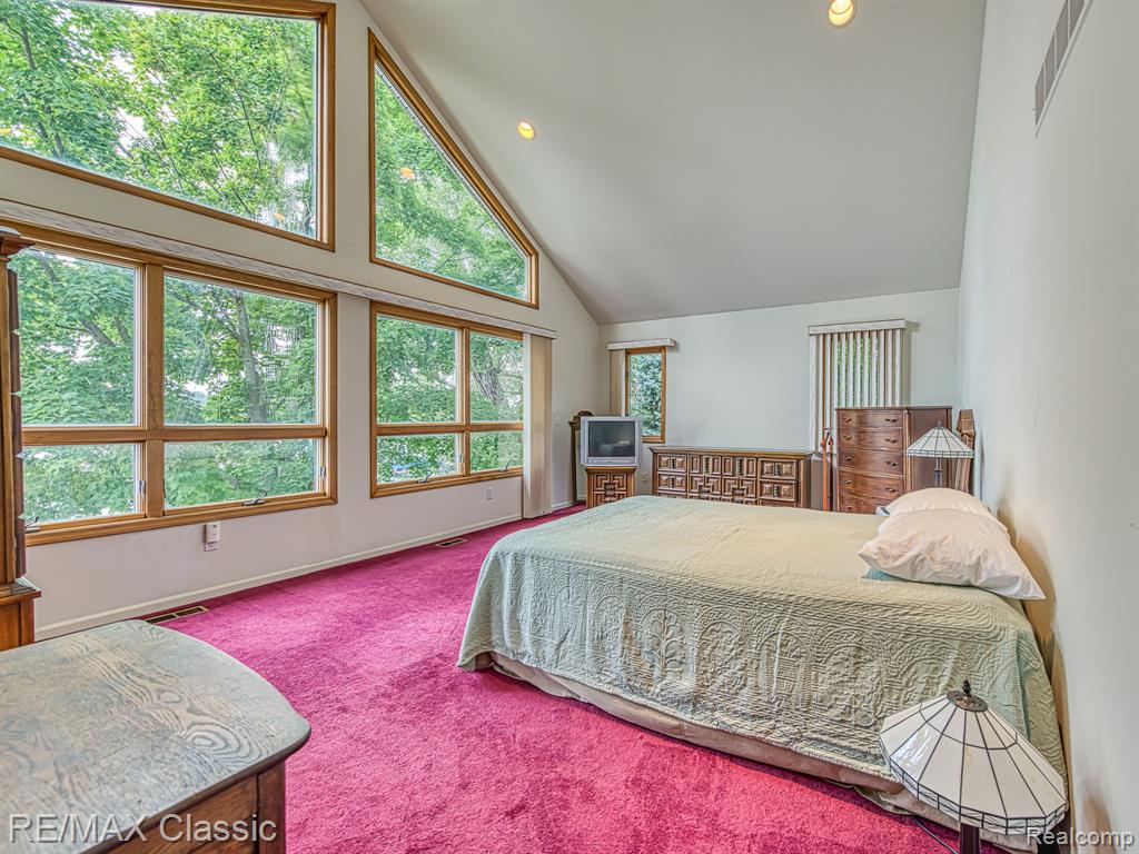 11540 E E Shore Drive, Whitmore Lake, MI 48189 — Photo 12