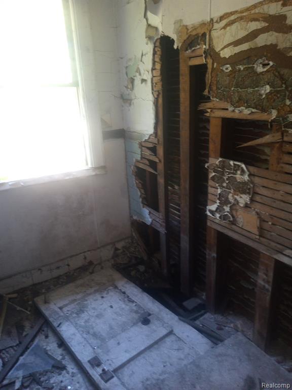 9359 Broadstreet Avenue, Detroit, MI 48204 — Photo 25