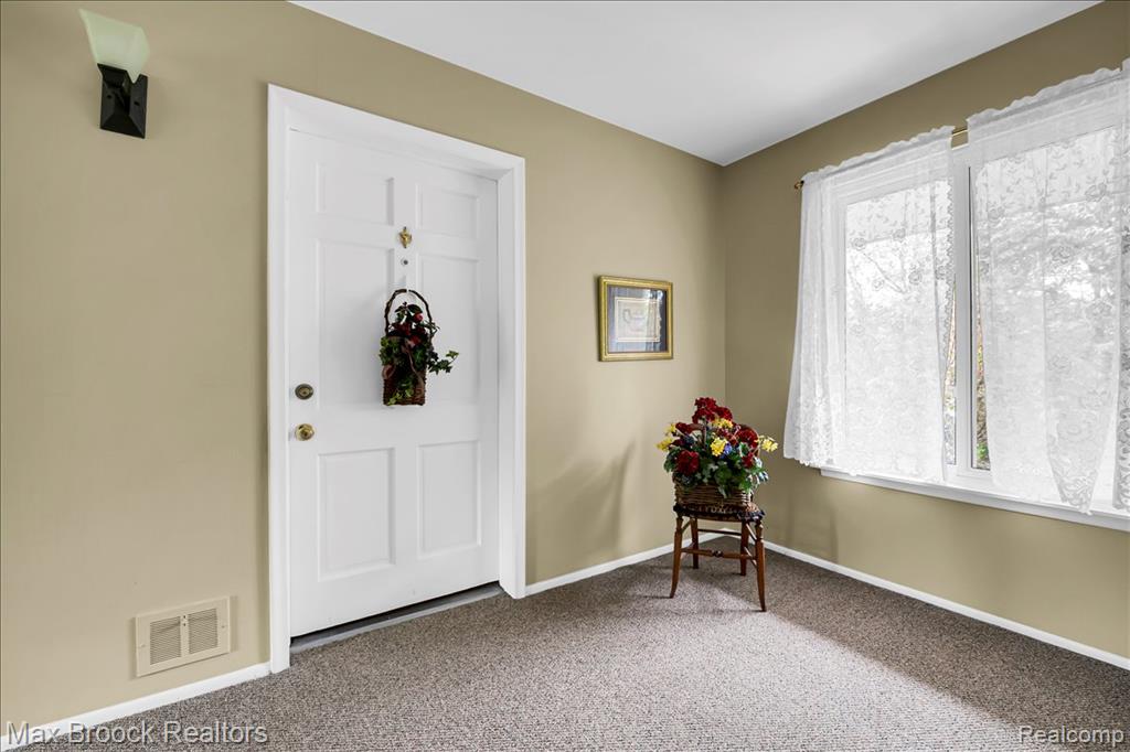1711 Huntingwood Lane, C, Bloomfield Hills, MI 48304 — Photo 22