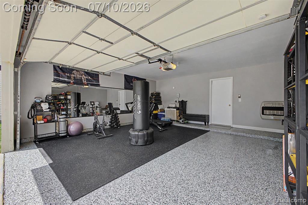 6400 Lake Meadow Drive, Waterford, MI 48327 — Photo 47
