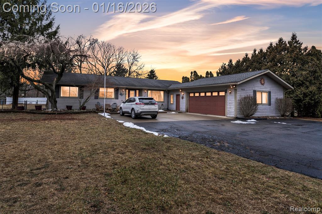 9035 Farmington Road, Livonia, MI 48150 — front exterior