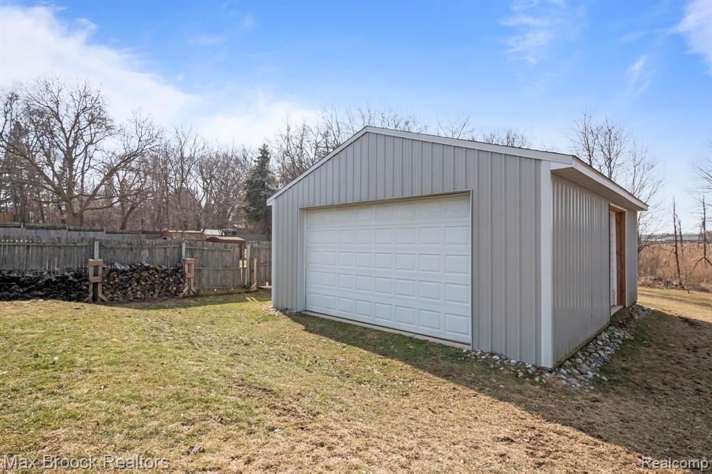 4840 Jamm Road, Lake Orion, MI — Photo 27