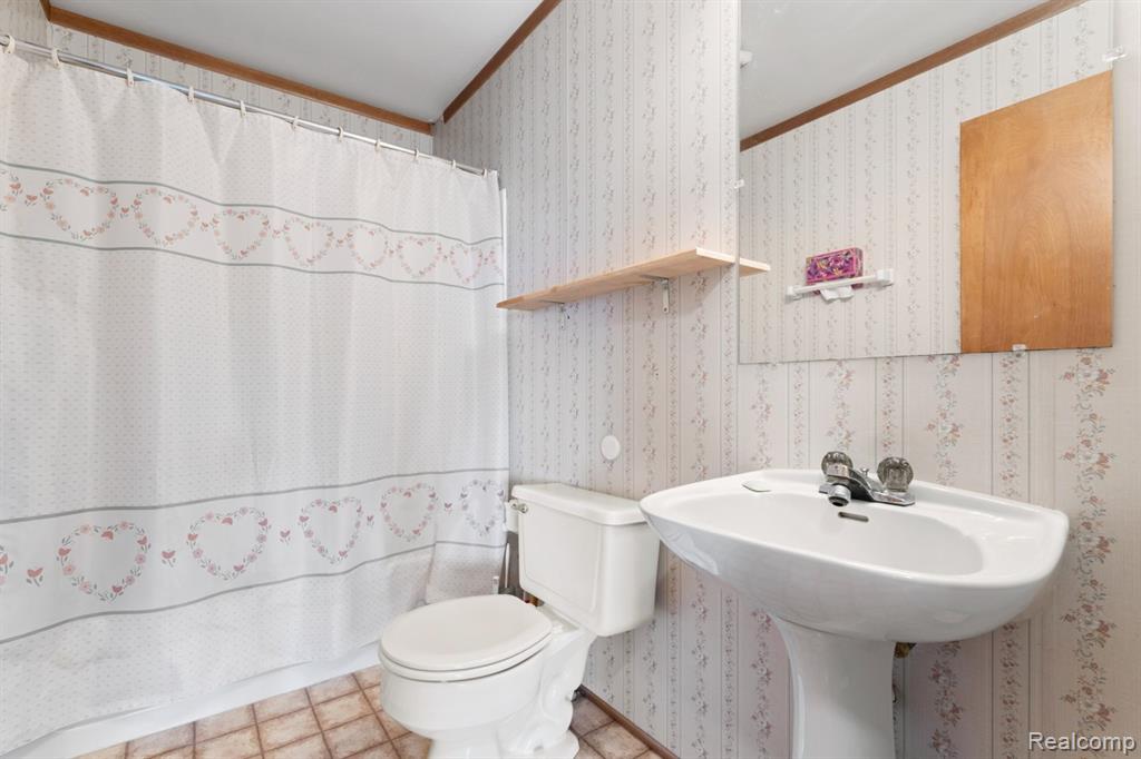 9720 E KELLYVILLE Road, Atlanta, MI 49709 — Photo 27