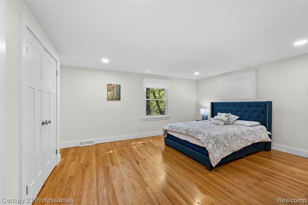 745 Hawthorne Drive, Bloomfield Hills, MI 48304 — Photo 40