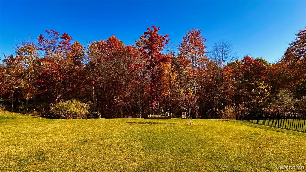 1474 Secretariat Way, Howell, MI 48843 — Photo 41