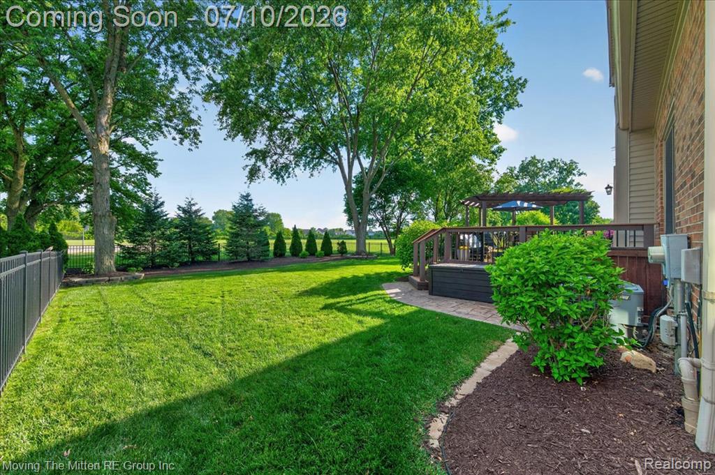 41575 Pheasant Creek Drive, Canton, MI 48188 — Photo 40