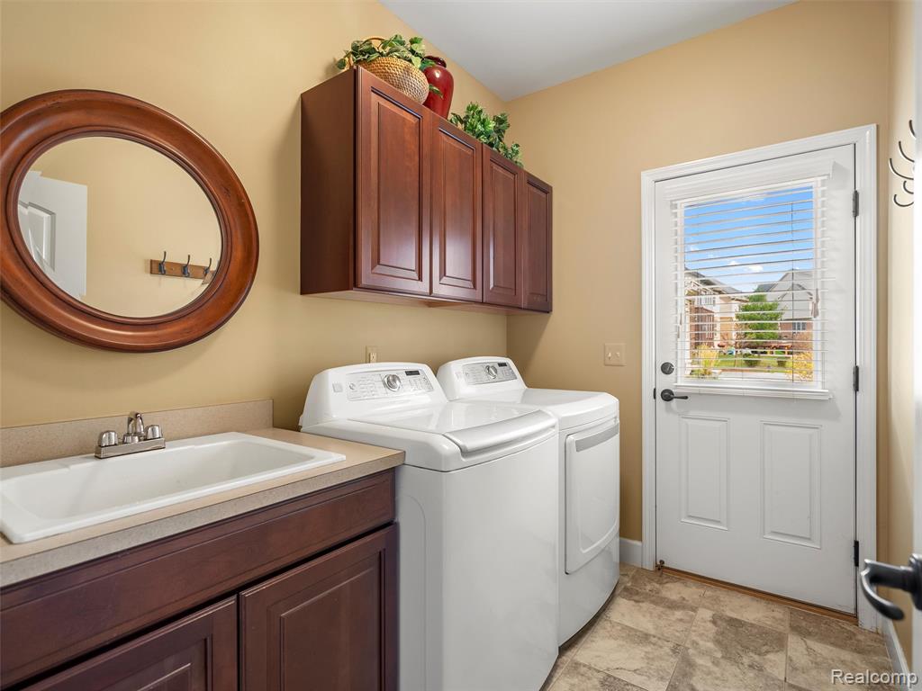 41733 Wilder Court, Novi, MI 48377 — Photo 61