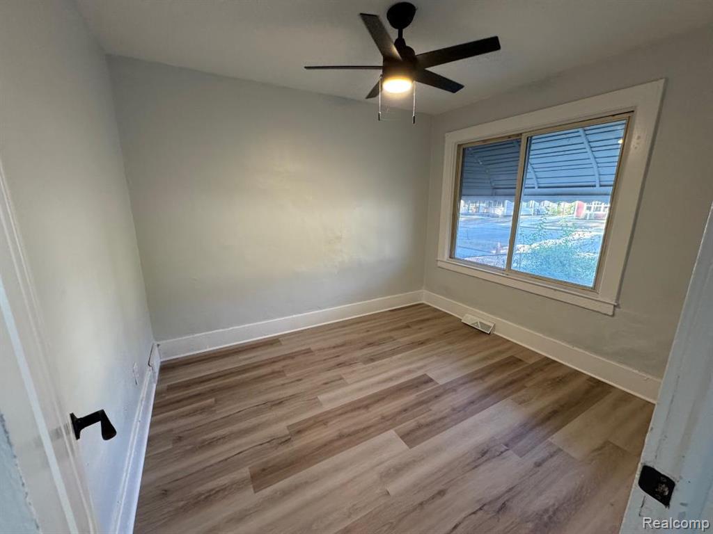 21395 westview, Ferndale, MI 48220 — Photo 11