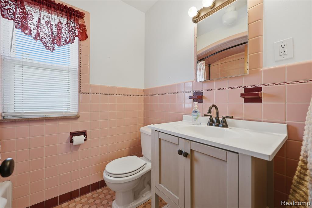 19029 Florian Street, Roseville, MI 48066 — Photo 17