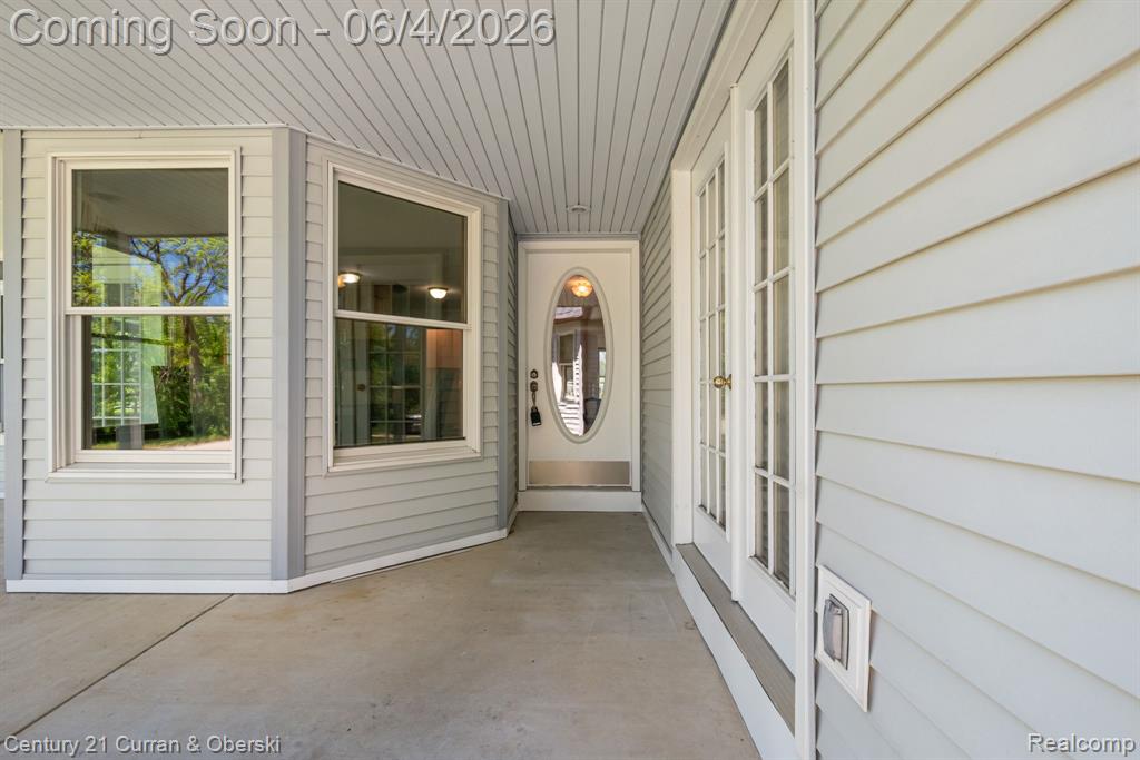 53375 Martha Lane, Northville, MI 48167 — Photo 9